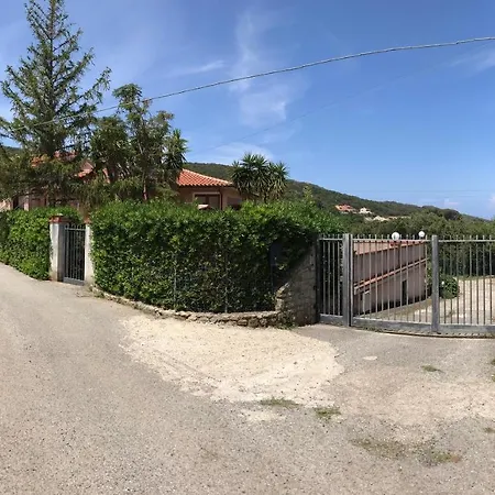 Villa Marciana Marina * Марчиана-Марина