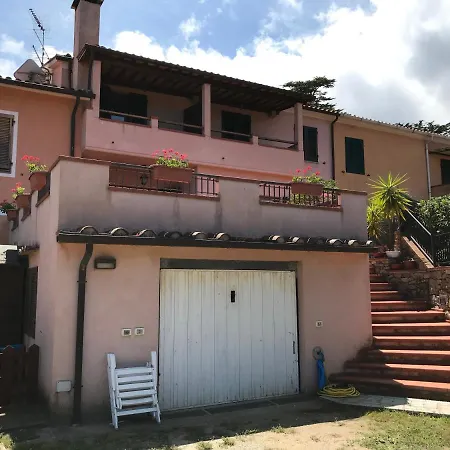 Casa de Férias Villa Marciana Marina *
